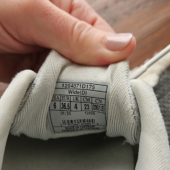 Brooks GHOST 16- Women's Athletic Shoes - Gray with Pink and Blue Highlights - Picture 13 of 14